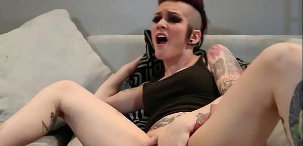  Sexy and tattoed joanna angel porn star